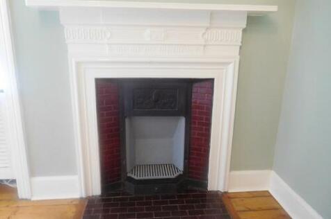 bedroom - fireplace.JPG