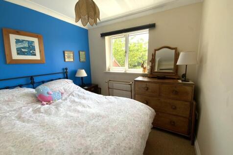 12 rogers bed2