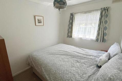 Bedroom One.jpg