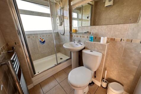 Bathroom.JPEG