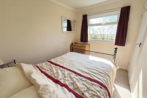 Bedroom One.jpg