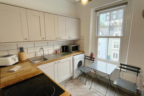 Kitchen.jpg