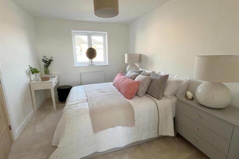 Master Bedroom.jpg