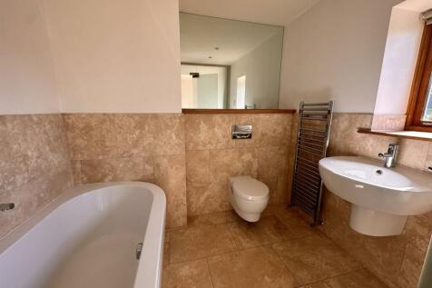 Bedroom 2 En Suite.JPEG