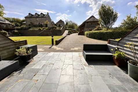 Rear Courtyard.JPEG