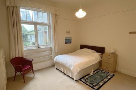 Bedroom.jpg