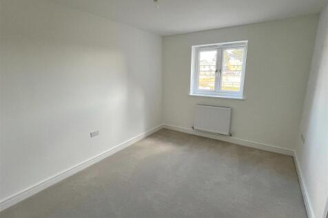 Bedroom One.jpg