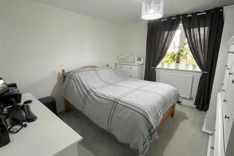 Bedroom One.jpg