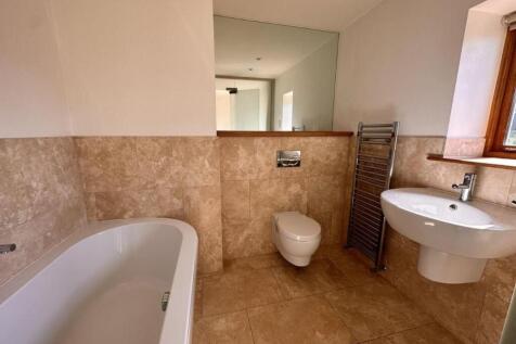 Bathroom.JPG
