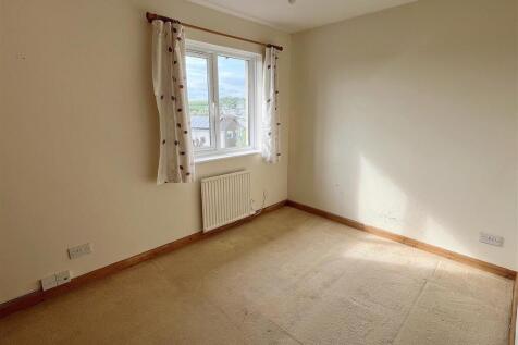 Bedroom One.jpg