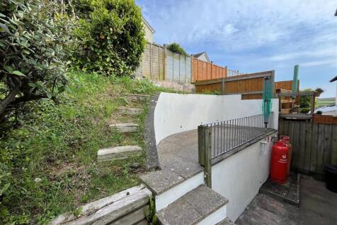 Rear Garden.jpg