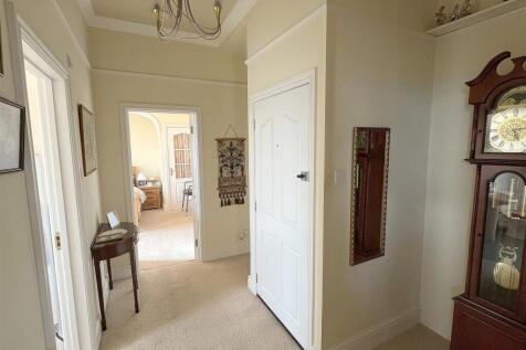 Entrance Hall.jpg