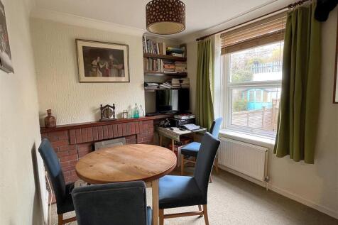 Dining Room.jpg