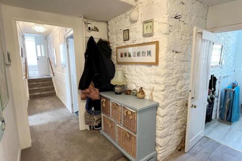 Entrance Hall.jpg