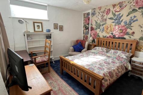 Bedroom Two.jpg