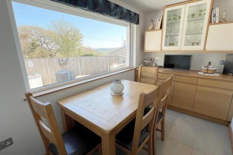 Dining Room.jpg