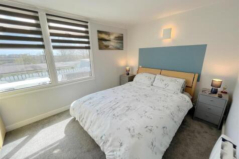 Bedroom One.jpg