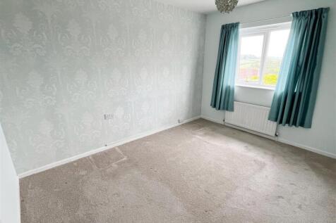 Bedroom One.jpg