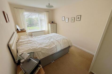 Bedroom One.jpg