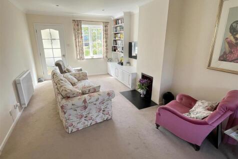 Sitting Area.jpg
