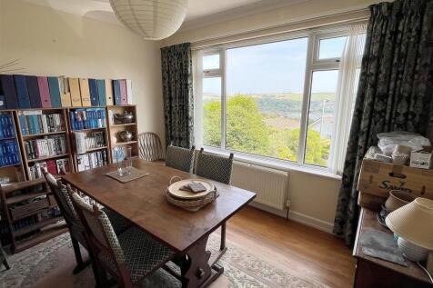 Dining Room.jpg