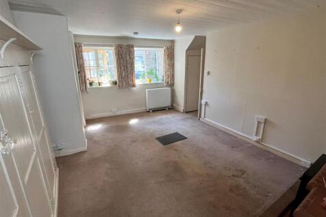 Dining Room.jpg