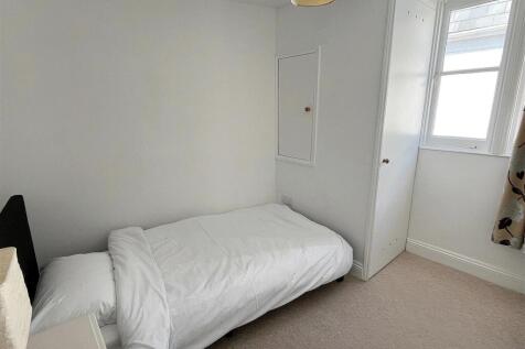 Bedroom Two.jpg