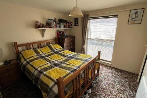 Bedroom One.jpg