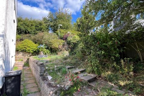 Side Garden.jpg