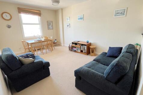 Sitting Room.jpg