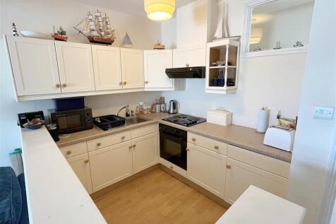 KItchen 2.jpg