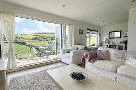 Sitting Room 2.jpg