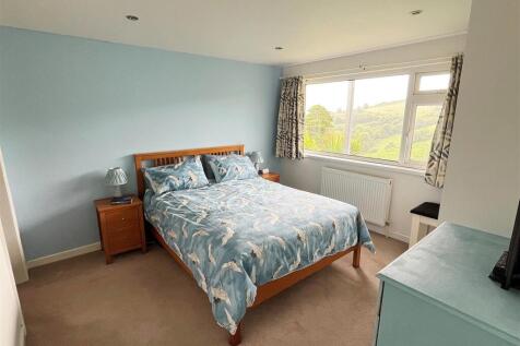 Bedroom One.jpg
