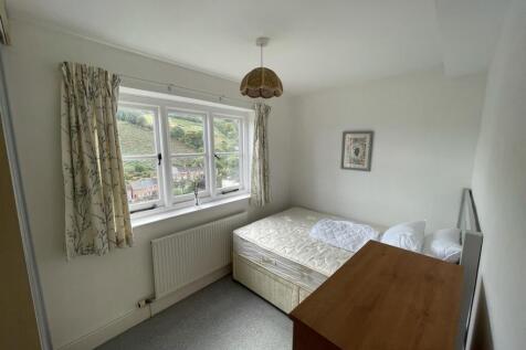 Bedroom.JPEG