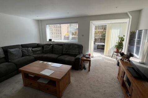 Sitting Room.jpg