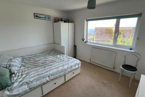 Bedroom One.jpg