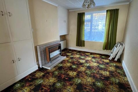 Dining Area.jpg