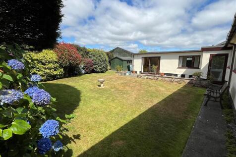 Rear Garden.jpg