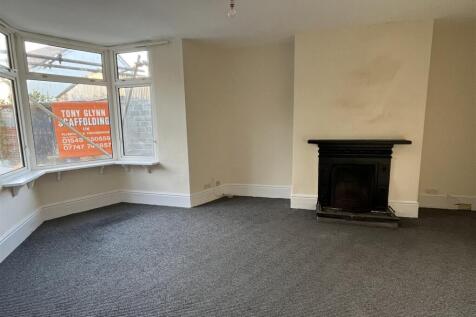 Sitting Room.JPG