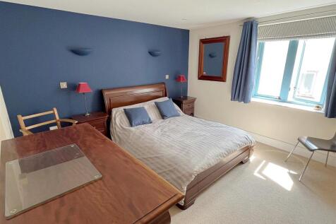 Bedroom One.jpg