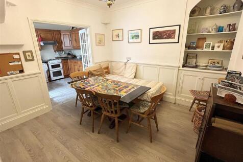 Dining Table.jpg