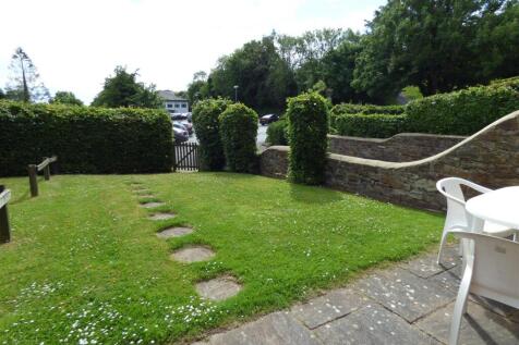 Front Garden.JPG