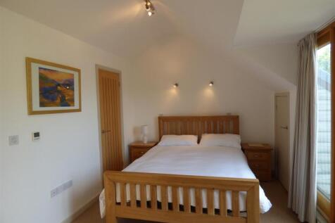 Bedroom 3.JPG