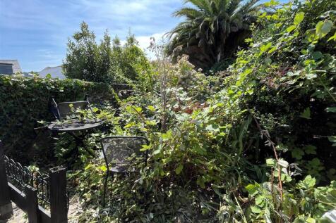 Garden Area.jpg