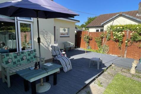 Decking.JPEG