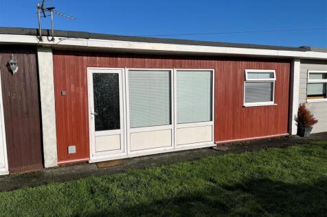 122 Norton Park Front.jpg