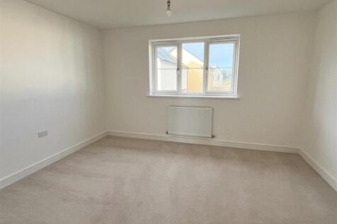 Bedroom One.jpg