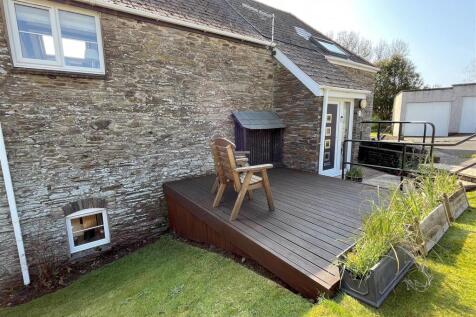 Front Decking.jpg