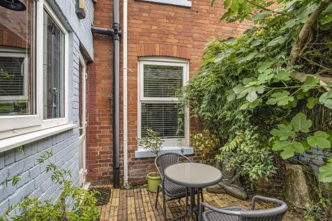 Property Image 8