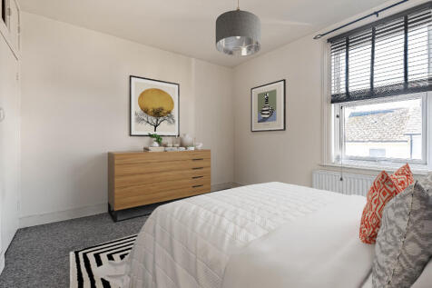 Bedroom 1 furnish...